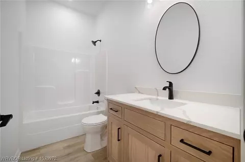 Bath - 3601 N 49th St, Fort Smith, AR 72904 photo 3 of 3