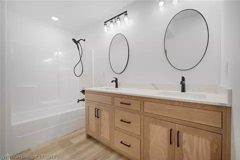 Bath - 3601 N 49th St, Fort Smith, AR 72904 photo 1 of 3