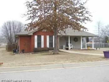 400 Cedar Creek Dr, Van Buren, AR 72956