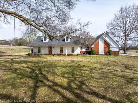 2121 Osborne Ln, Van Buren, AR 72956