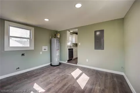 Living - 2300 S S St, Fort Smith, AR 72901 photo 3 of 3