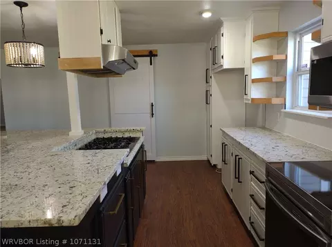 Kitchen - 606 S Division Ave, Mansfield, AR 72944 photo 2 of 8