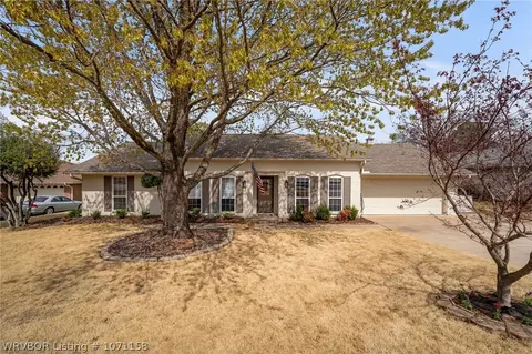 7801 Dover Cir, Fort Smith, AR 72903
