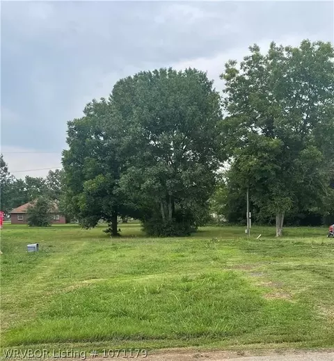 406 Jonathan Ct, Hackett, AR 72937