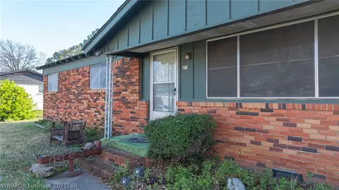 Exterior - 7501 Cypress Ave, Fort Smith, AR 72908 photo 4 of 9