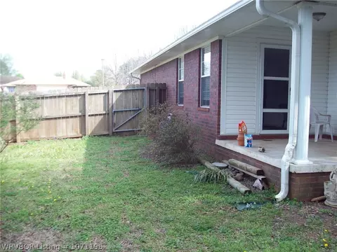 2713 Whitney Dr, Ozark, AR 72949 photo 7