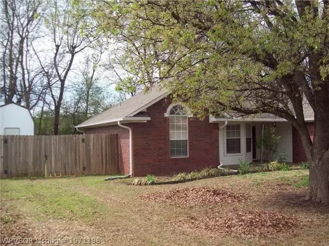 2713 Whitney Dr, Ozark, AR 72949 photo 5