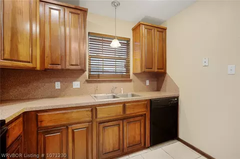 2008 N 55th Pl, Fort Smith, AR 72904 photo 11