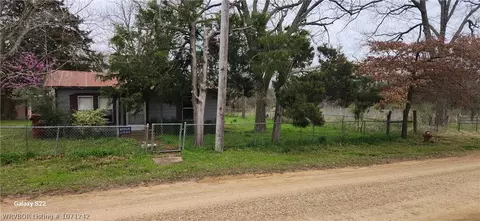 801 S Bomford Rd, Hugo, OK 74743