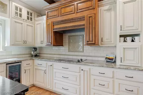 Kitchen - 3304 Mcclendons Mead, Fort Smith, AR 72908 photo 1 of 8