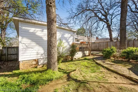 Exterior - 2104 S R St, Fort Smith, AR 72901 photo 6 of 11