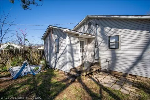 Exterior - 4108 N 31st St, Fort Smith, AR 72904 photo 4 of 10