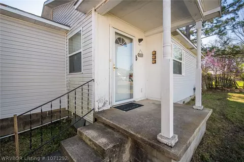 Exterior - 4108 N 31st St, Fort Smith, AR 72904 photo 3 of 10