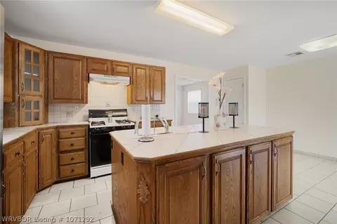 Kitchen - 4108 N 31st St, Fort Smith, AR 72904 photo 4 of 4