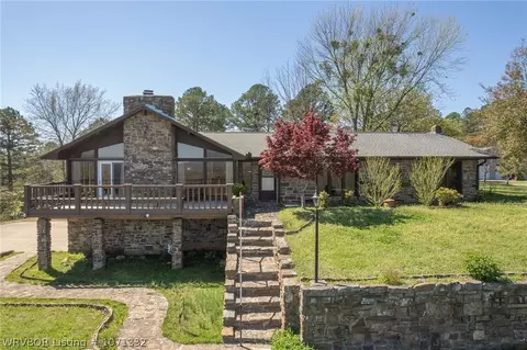 22262 430th St, Howe, OK 74940