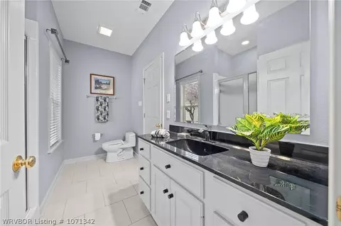 Bath - 2000 Carleton Pl, Fort Smith, AR 72908 photo 5 of 7