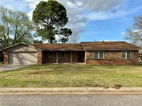 6501 Crimson Ave, Fort Smith, AR 72903