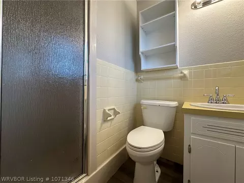 Bath - 6501 Crimson Ave, Fort Smith, AR 72903 photo 2 of 2