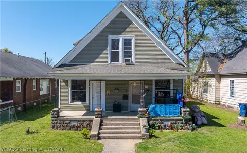 906 S 22nd St, Fort Smith, AR 72901