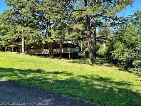 1170 Elaine St, Waldron, AR 72958