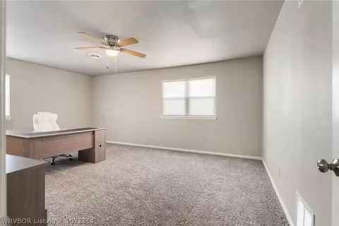 Bedroom - 4224 Victoria Dr, Fort Smith, AR 72904 photo 8 of 9