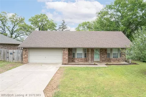4225 Elm St, Van Buren, AR 72956