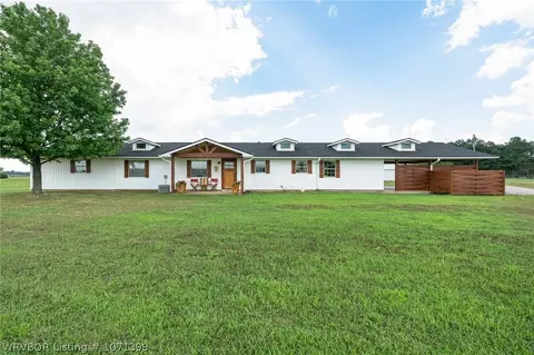 31771 Midway Rd, Poteau, OK 74953
