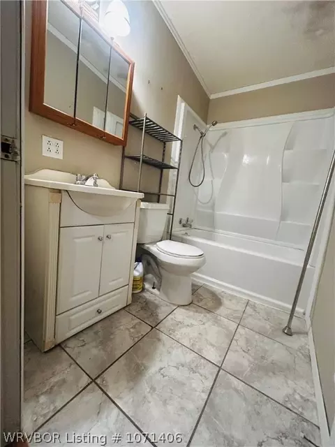 Bath - 5906 Boston St, Fort Smith, AR 72903 photo 1 of 2