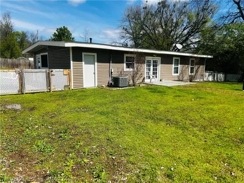 Exterior - 5906 Boston St, Fort Smith, AR 72903 photo 15 of 16