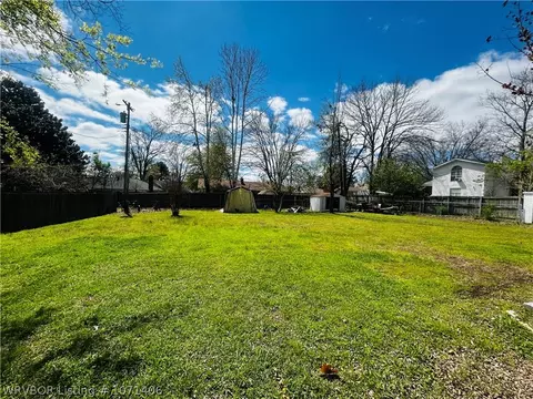Exterior - 5906 Boston St, Fort Smith, AR 72903 photo 12 of 16