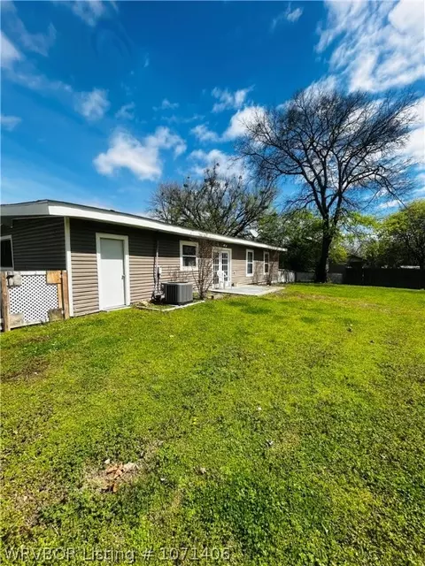 Exterior - 5906 Boston St, Fort Smith, AR 72903 photo 9 of 16