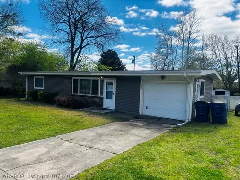 Exterior - 5906 Boston St, Fort Smith, AR 72903 photo 3 of 16