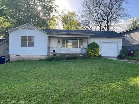 3012 S 17th St, Fort Smith, AR 72901