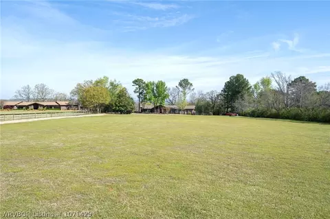 Exterior - 4605 S 96 St, Fort Smith, AR 72903 photo 8 of 15