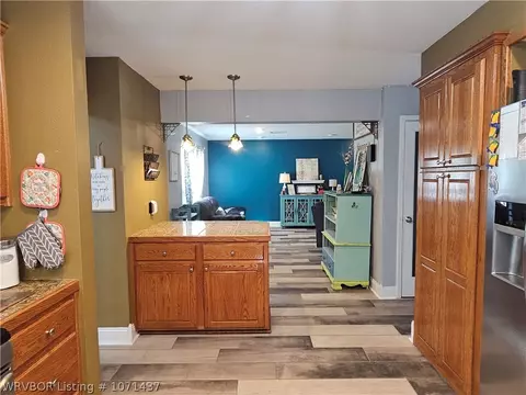 Kitchen - 500 Vine St, Paris, AR 72855 photo 2 of 5