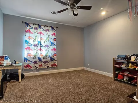 Bedroom - 500 Vine St, Paris, AR 72855 photo 3 of 6