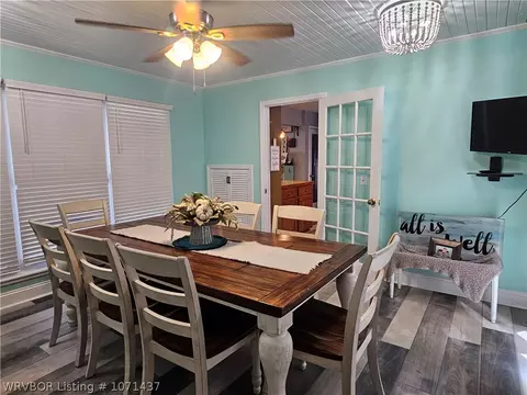 Dining - 500 Vine St, Paris, AR 72855 photo 2 of 2