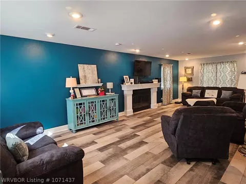 Living - 500 Vine St, Paris, AR 72855 photo 2 of 4