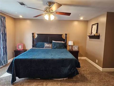 Bedroom - 500 Vine St, Paris, AR 72855 photo 2 of 6