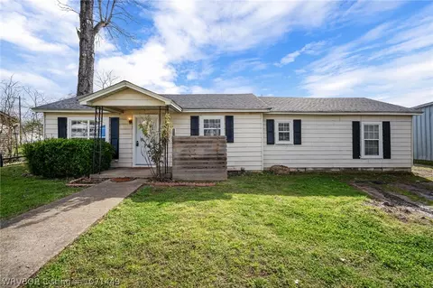 803 S Ash St, Muldrow, OK 74948