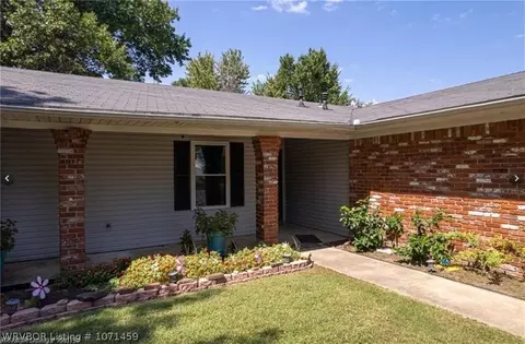 Exterior - 3216 S 92nd St, Fort Smith, AR 72903 photo 3 of 7