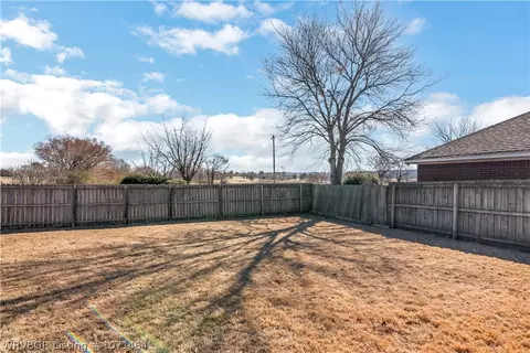 Exterior - 6313 Remington Ct, Fort Smith, AR 72916 photo 5 of 7