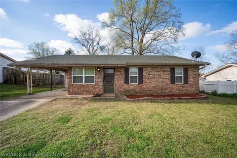 3808 Terry St, Van Buren, AR 72956