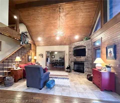 Living - 471311 E 1135 Rd, Muldrow, OK 74948 photo 2 of 13