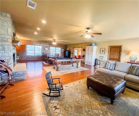 Living - 471311 E 1135 Rd, Muldrow, OK 74948 photo 13 of 13