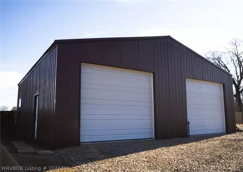Exterior - 471311 E 1135 Rd, Muldrow, OK 74948 photo 5 of 6