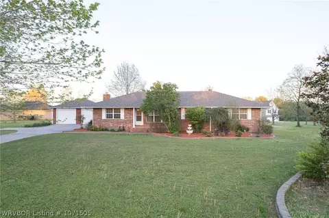 Exterior - 8703 Steep Hill Rd, Fort Smith, AR 72916 photo 5 of 16
