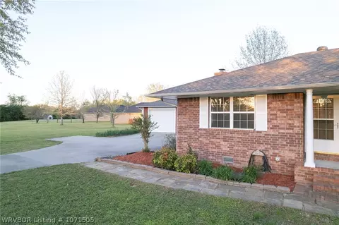 Exterior - 8703 Steep Hill Rd, Fort Smith, AR 72916 photo 3 of 16