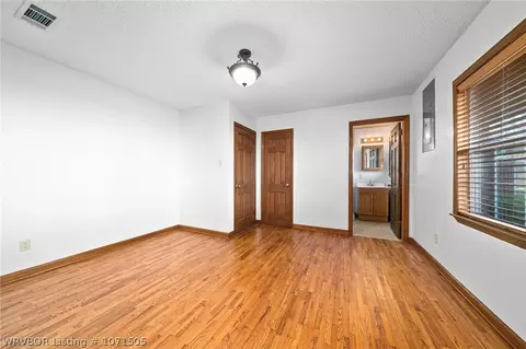 Bedroom - 8703 Steep Hill Rd, Fort Smith, AR 72916 photo 2 of 2
