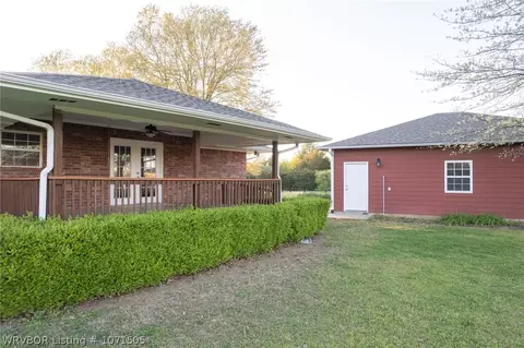 Exterior - 8703 Steep Hill Rd, Fort Smith, AR 72916 photo 12 of 16